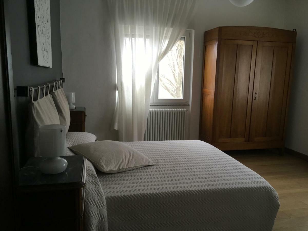 Bed and Breakfast Bb Andre' Vara Superiore Exterior foto